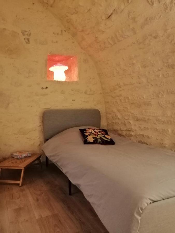 Le refuge de la Sallée Gençay Esterno foto